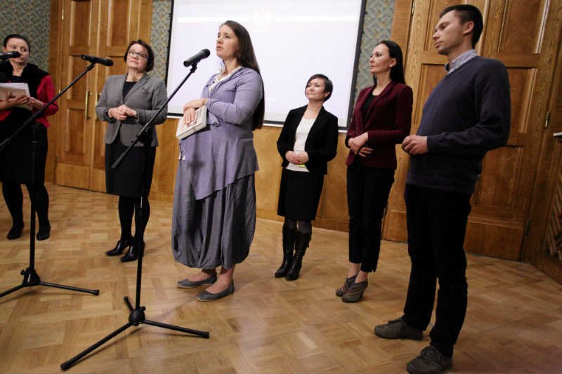 Elbanowscy krytykują reformę edukacji.