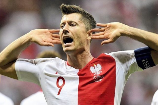 Robert Lewandowski wygrał w głosowaniu portalu goal.com.