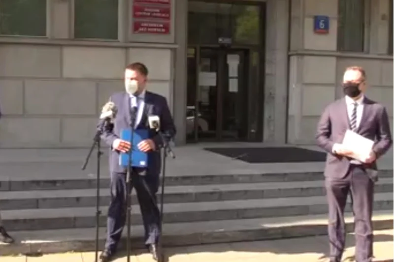 Posłowie PO skontrolowali ministerstwo Sasina i organizację wyborów.