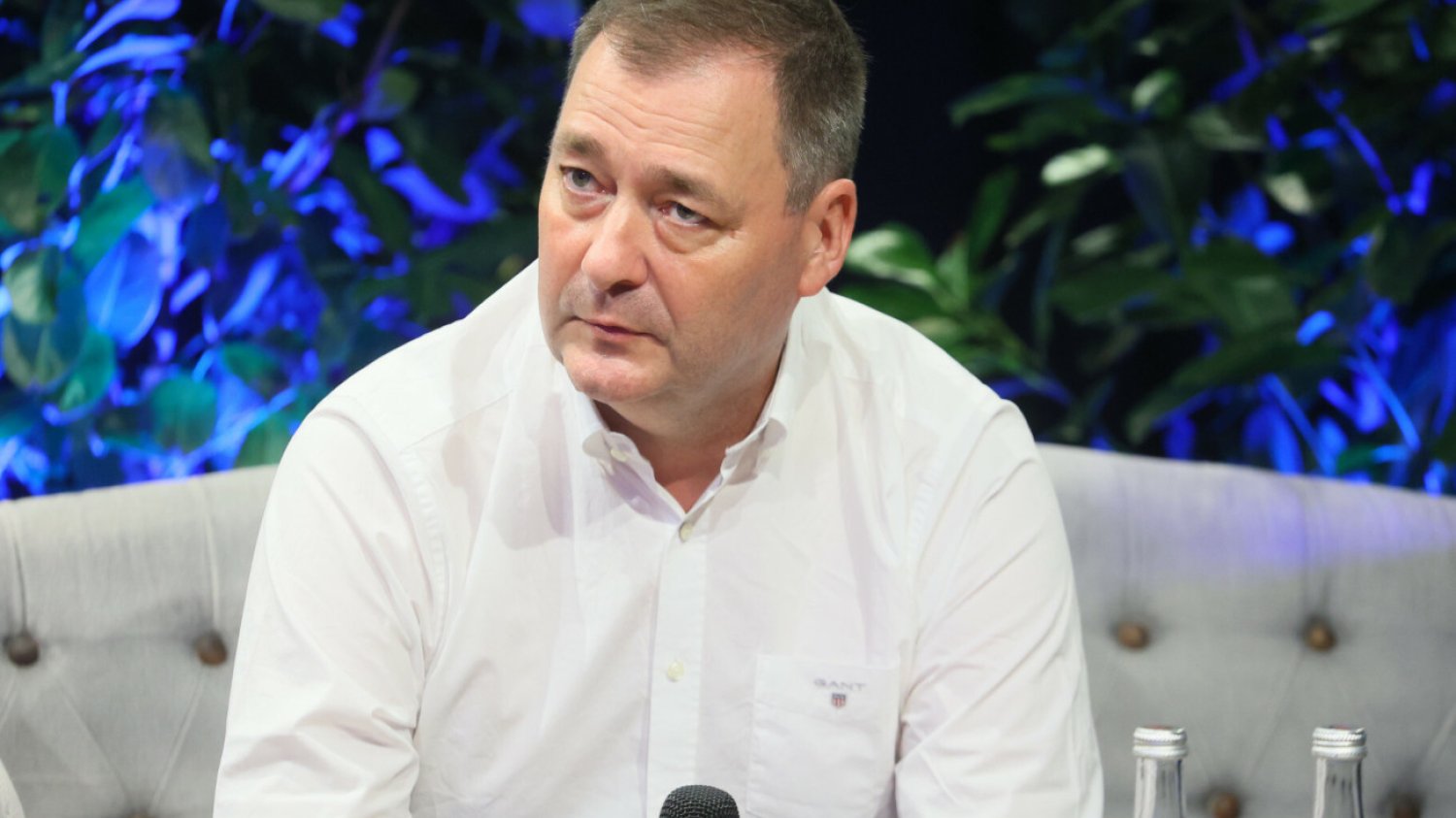 Jacek Rozenek przed chrztem swoich dzieci powiedział księdzu, że urodziły się dzięki in vitro. Reakcja duchownego.