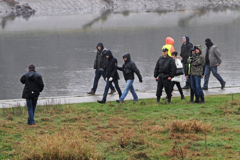 Poszukiwania Ewy Tylman trwają od ponad miesiąca. Płetwonurkowie mają przeszukać 200 km Warty.