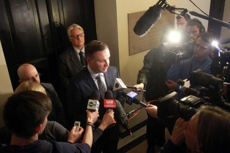 Kandydaci mają problemy z kwestiami światopoglądowymi. Andrzej Duda unikał jednoznacznej odpowiedzi ws. in vitro, ostatecznie zdecydował się przyznać, że jest "przeciw".