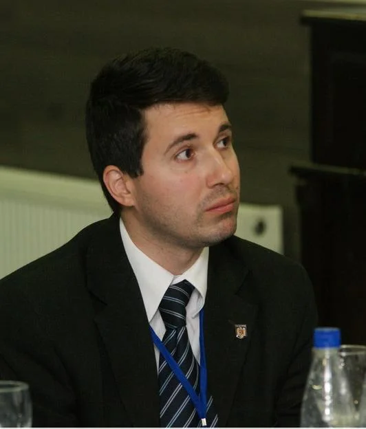 George Tiugea, rumuński politolog.