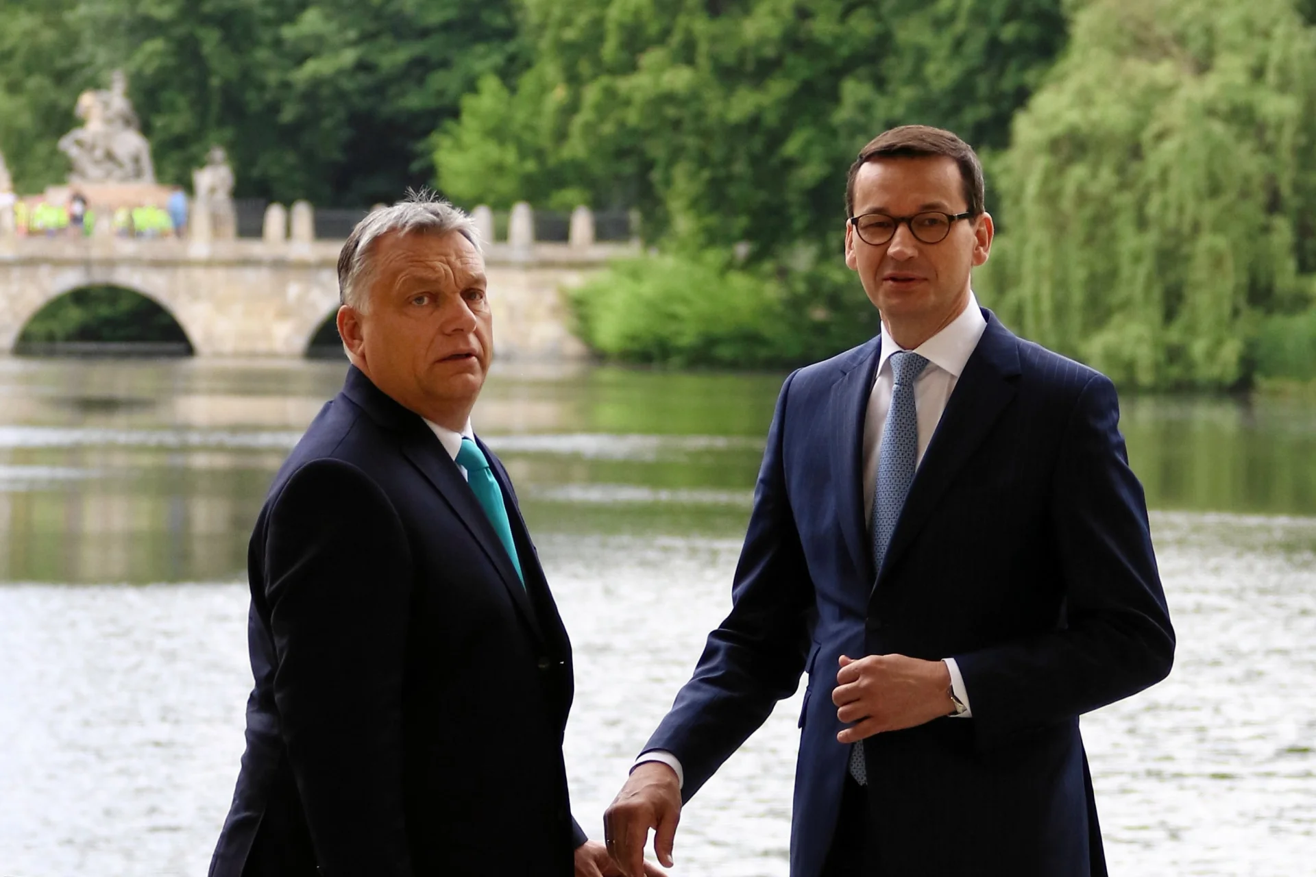 Co Polska i Węgry stracą na wecie unijnego budżetu? Adam Jasser jasno to wyjaśnił.