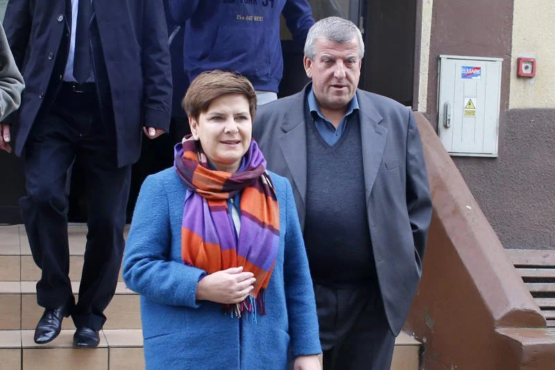 Szkoła Edwarda Szydło skorzystała na tym, że jej dyrektor jest mężem premier Polski?
