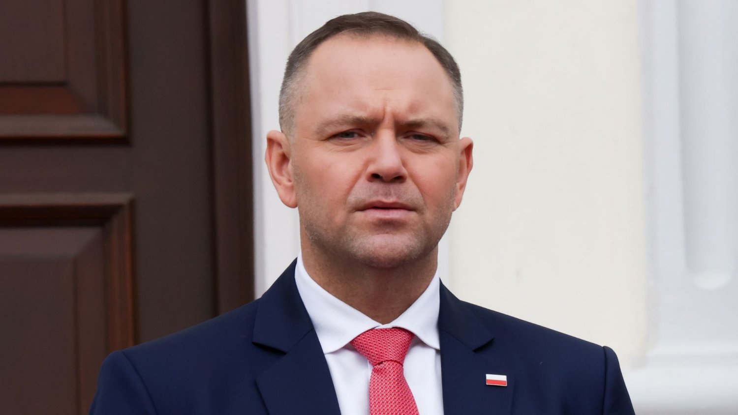 Sondaż powinien dać Nawrockiemu do myślenia. Polacy ocenili, co zrobić z SAFE