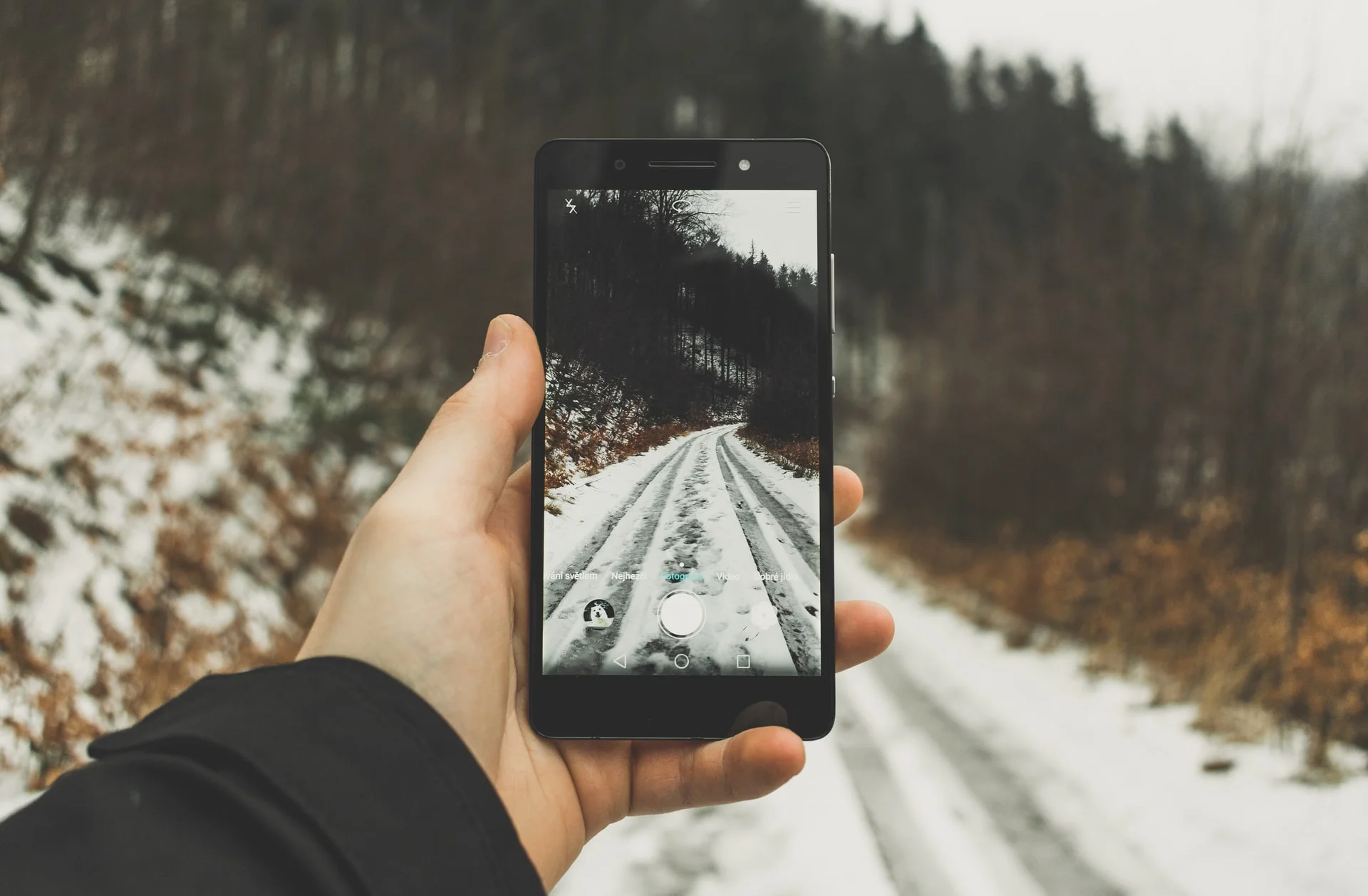 Zimno jest gorsze dla telefonu komórkowego niż upały!
