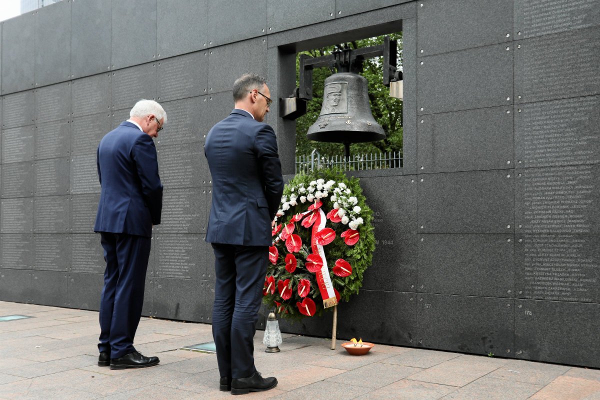 Heiko Maas i Jacek Czaputowicz podczas obchodów 75. rocznicy wybuchu Powstania Warszawskiego.