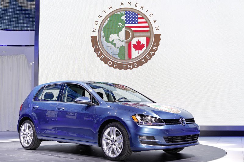 Volkswagen Golf został wybrany samochodem roku w Ameryca Północnej i dostał nagrodę "North American Car of the Year".