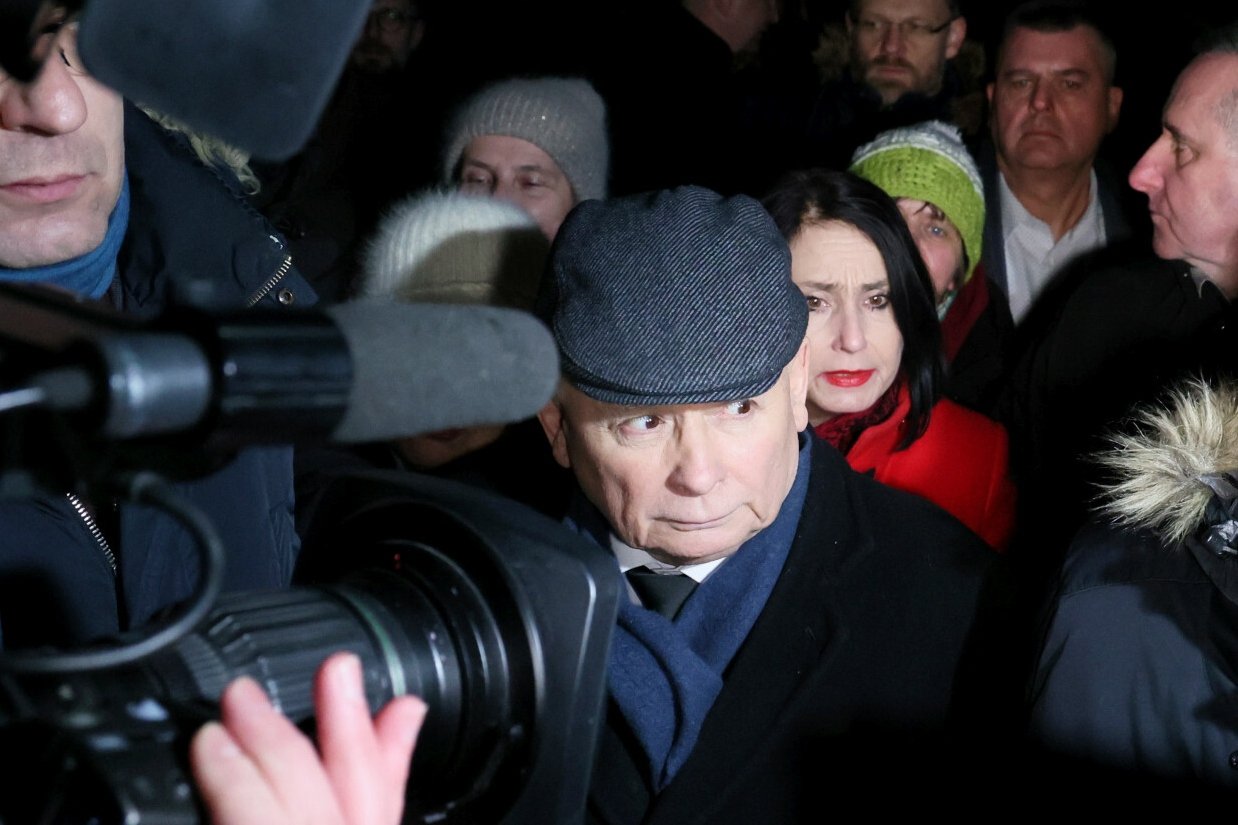 Kaczyński w areszcie na Grochowie. Prezes pojechał do Kamińskiego i Wąsika.