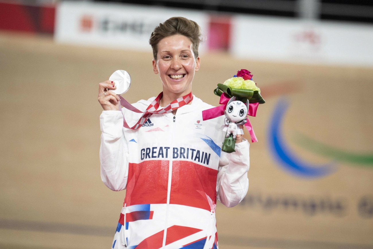 Brytyjka Crystal Lane-Wright, wicemistrzyni paraolimpijska z Tokio, jedna z zawodniczek LGBTQ. Brytyjka Crystal Lane-Wright, wicemistrzyni paraolimpijska z Tokio, jedna z zawodniczek LGBTQ.