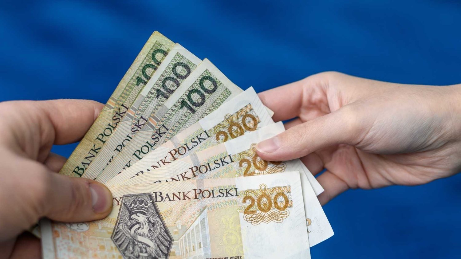 Polski rząd podniósł opłaty za pracę cudzoziemców.