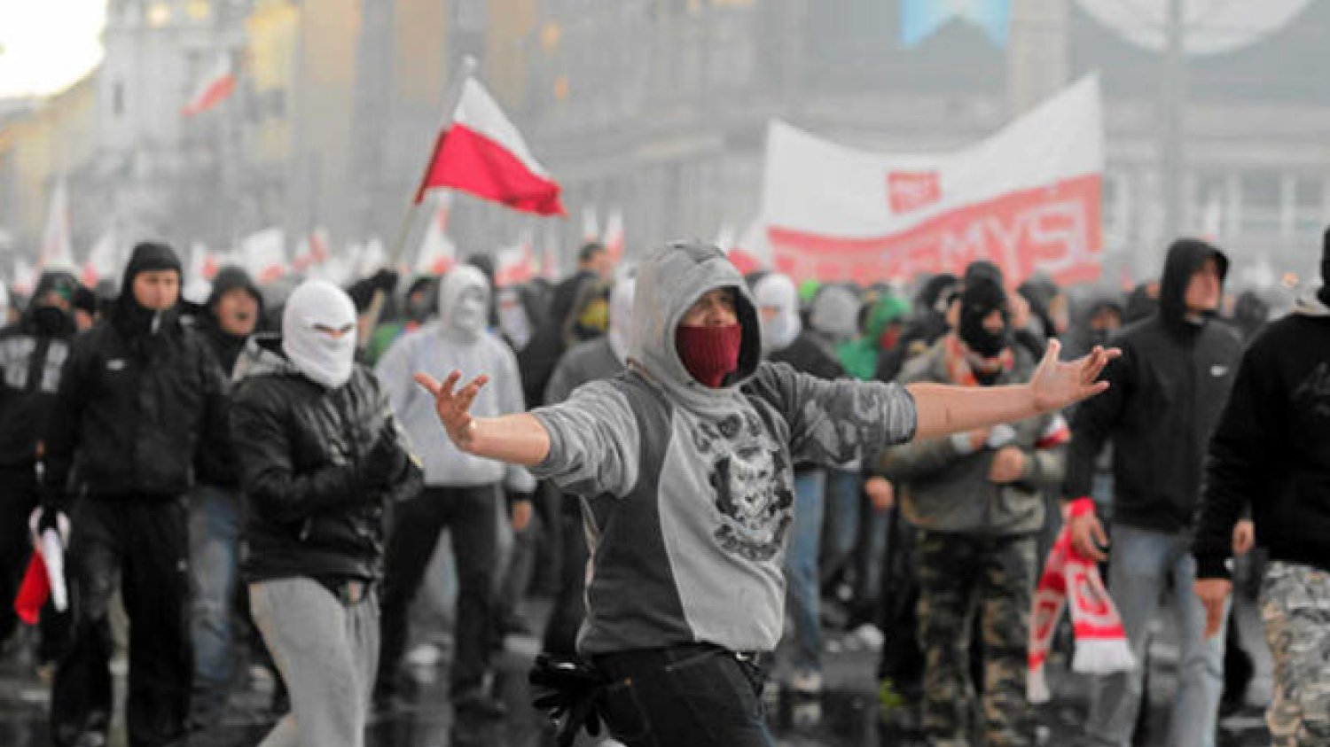 Chuligani przestaną być bezkarni? Surowy wyrok warszawskiego sądu może to zmienić.