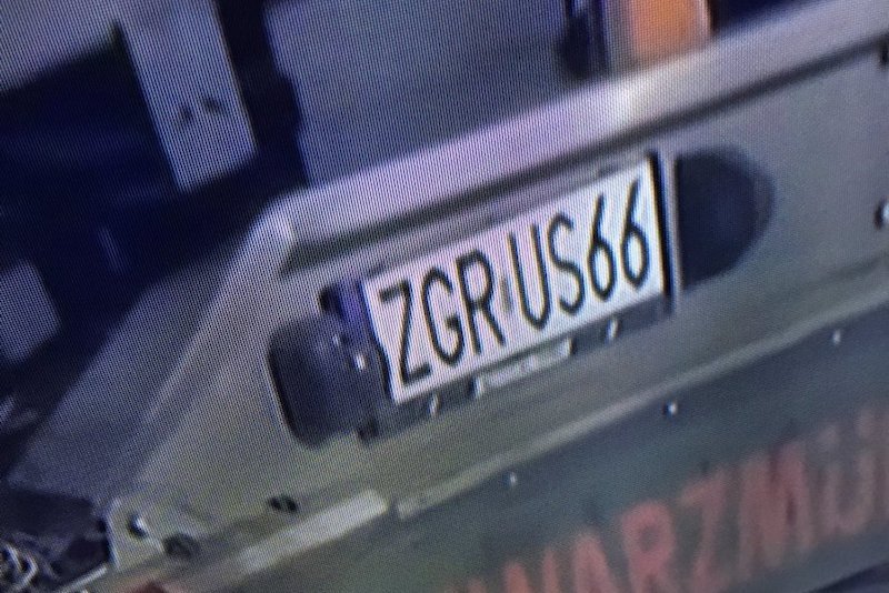 Polskie tablice rejestracyjne stały się zarzewiem sporu.