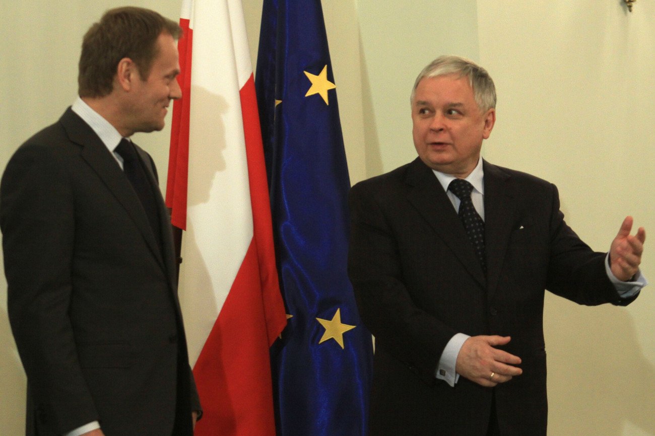 Premier Donald Tusk i prezydent śp. Lech Kaczyński, 1 lutego 2010