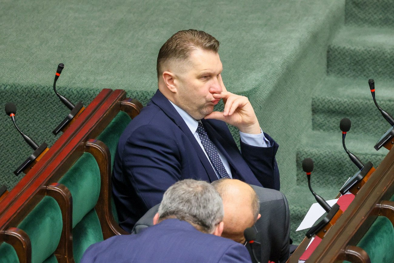 Jak politycy PiS oceniają szefa MEiN Przemysława Czarnka?