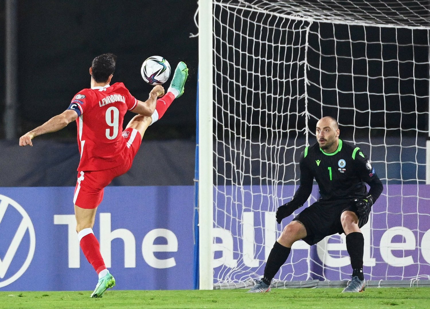 Robert Lewandowski w taki sposób strzelił pierwszą bramkę dla Polaków w San Marino