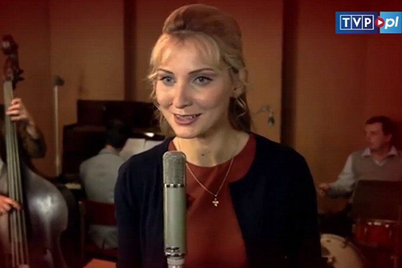 Joanna Moro: "Jestem Polką z Wilna". Młodzi ze Wschodu podbijają Polskę. Kadr z serialu Anna German.