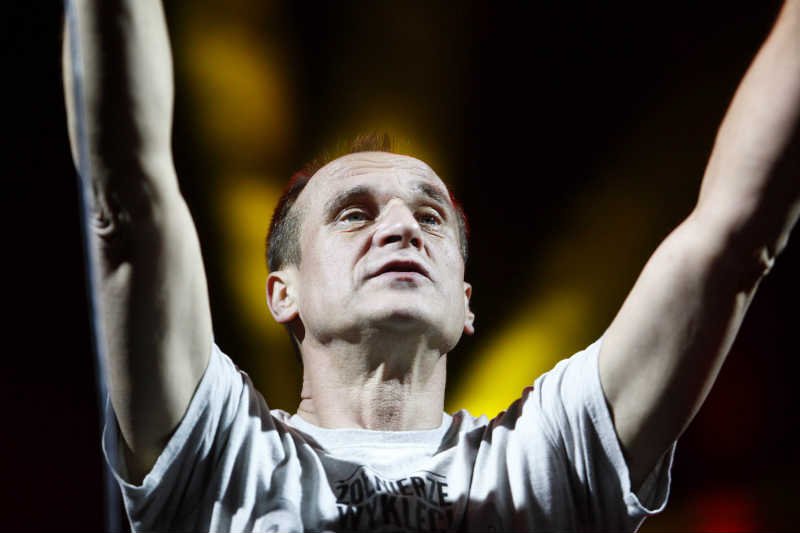 Paweł Kukiz podczas otwarcia kolejnego browaru Marka Jakubiaka w Tenczynku.