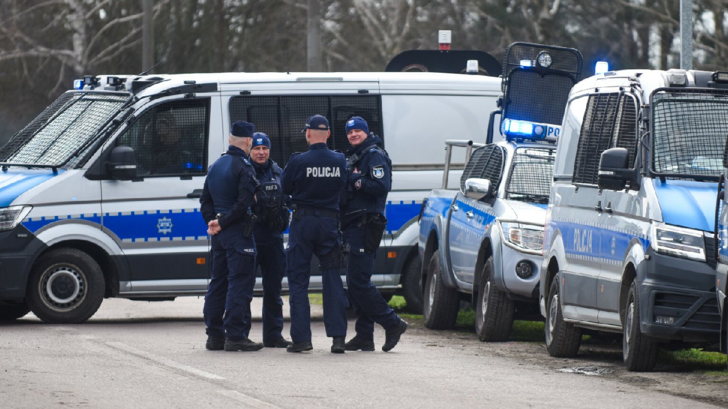 Narewka. Policja z zakazem wstępu na siłownię. Wójt tłumaczy decyzję.
