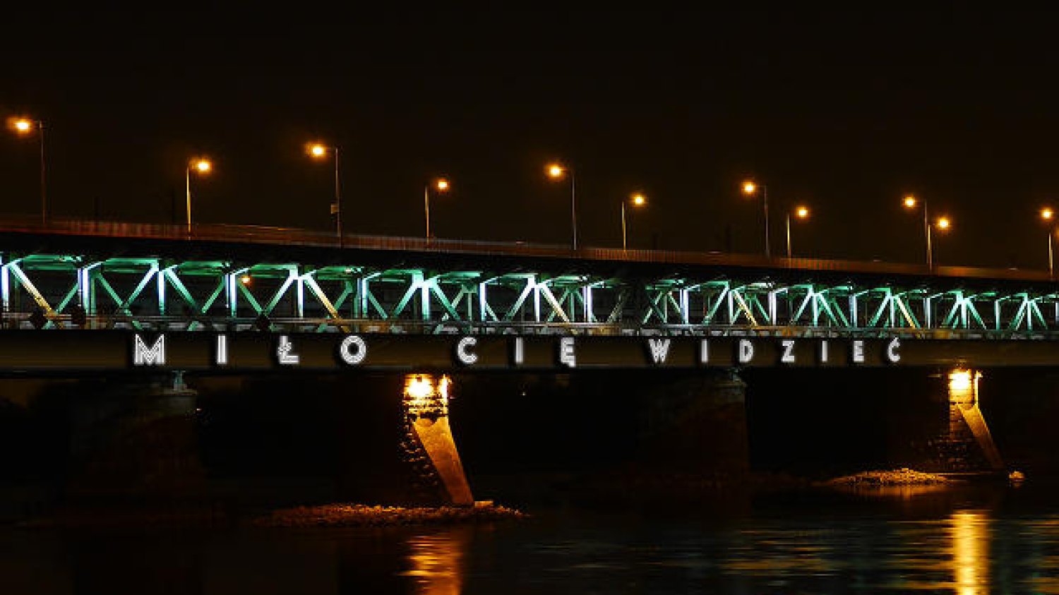 Warszawski neon "Miło Cię widzieć"
