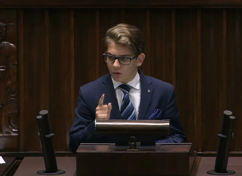 Filip Jastrzębski podczas swojego wystąpienia w Sejmie