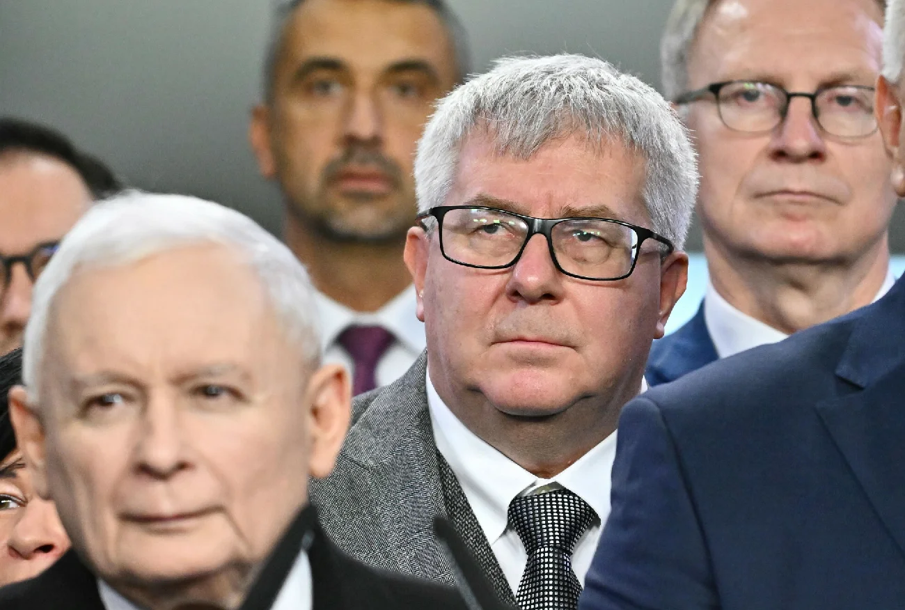 Ryszard Czarnecki w tarapatach. Prokuratura chce uchylenia immunitetu.