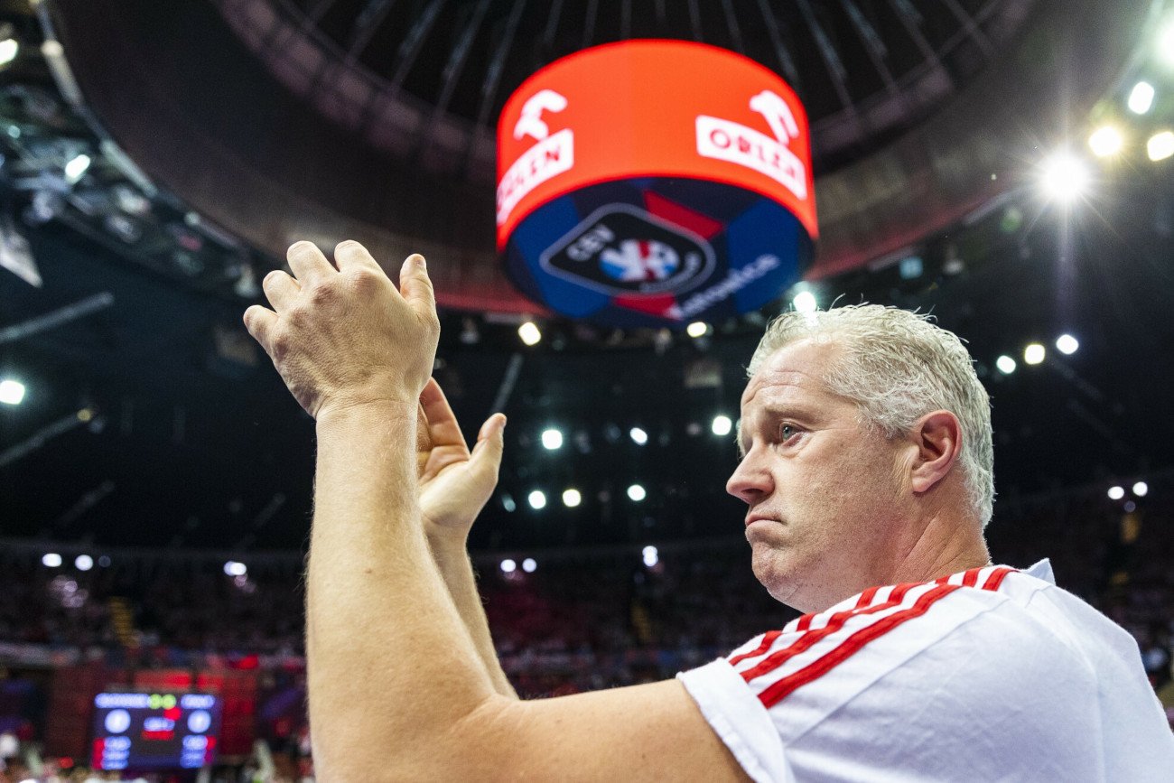 Do 20. listopada mogą składać swoje kandydatury trenerzy, którzy chcą zostać nowymi selekcjonerami kadr Polski.