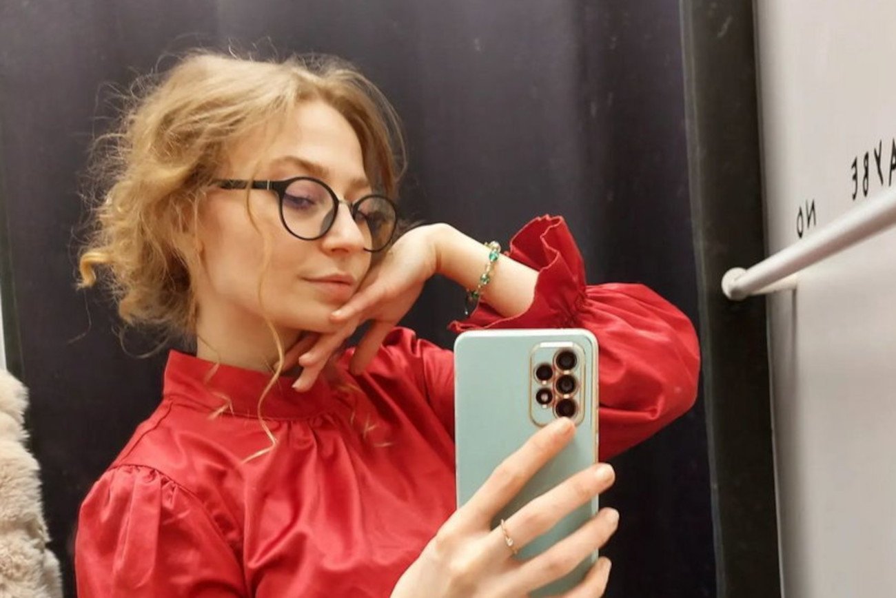 Katolicka influencerka stwierdziła, że duży dekolt to grzech.