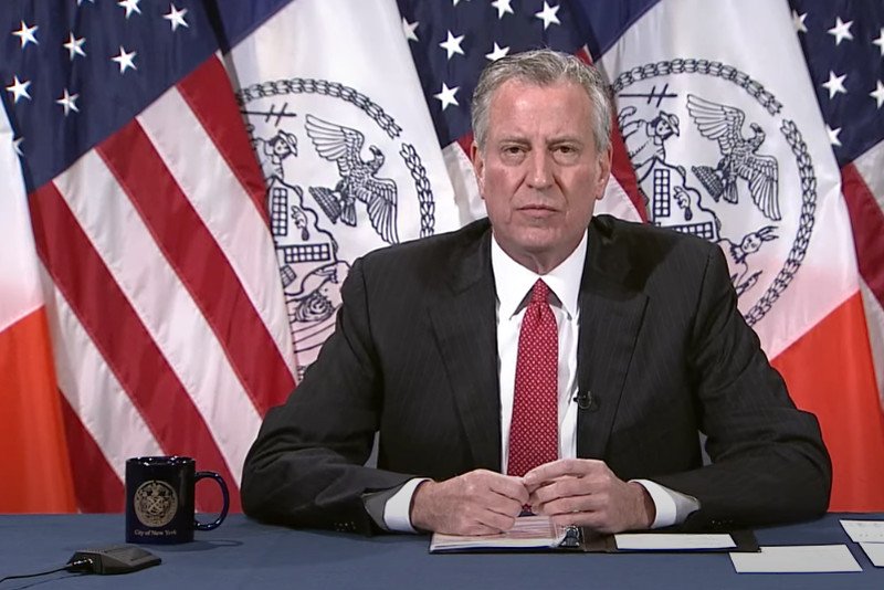 Bil de Blasio, burmistrz Nowego Jorku znalazł się w ogniu krytyki za podejście do protestów po śmierci George'a Floyda.