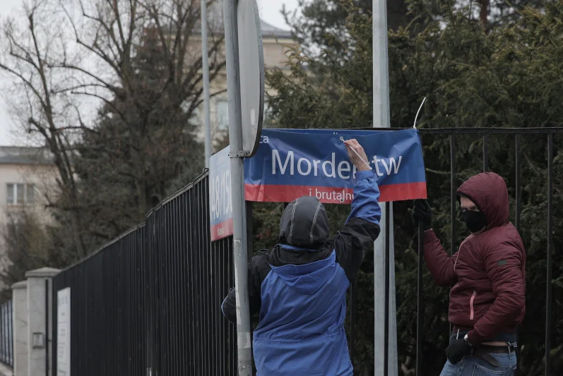 Akcja w Warszawie przeciwko brutalności policji.