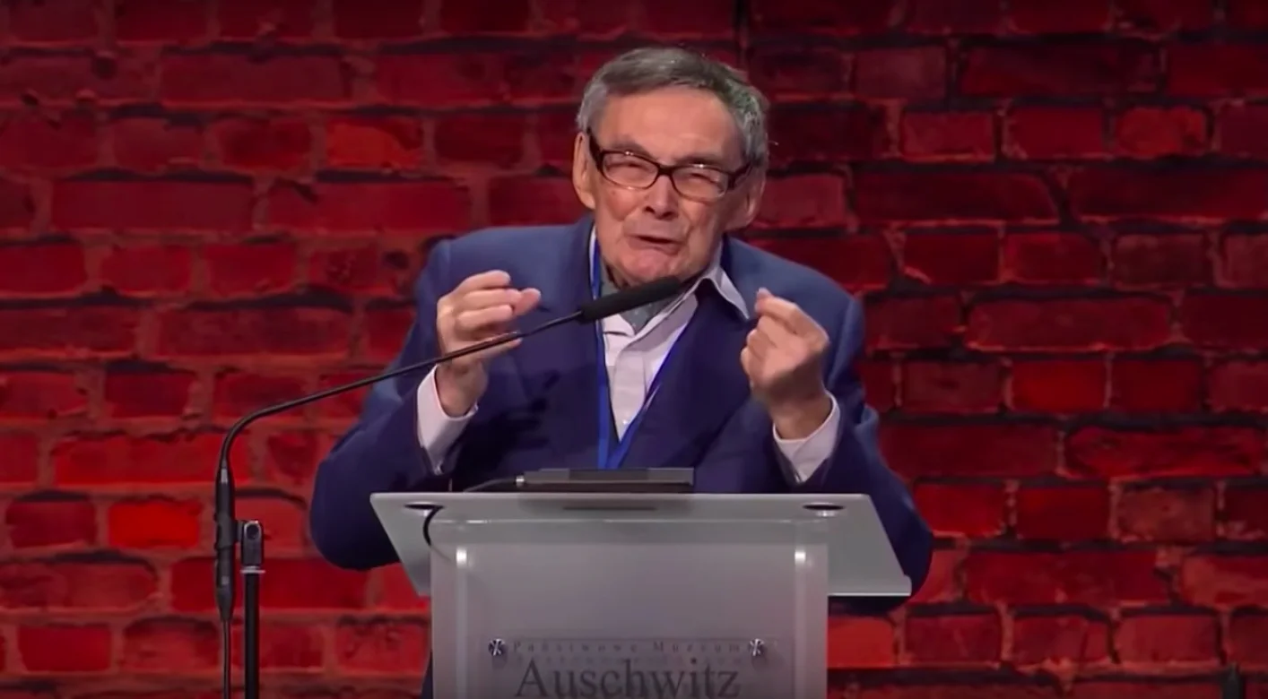 Marian Turski - przemówienie 75 rocznica wyzwolenia Auschwitz. Zrzut ekranu.