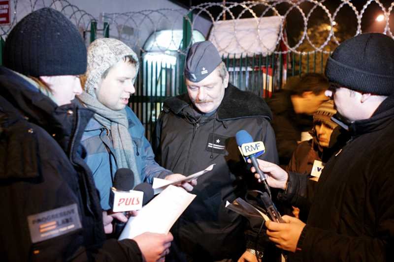 2008: Pierwszy poważny sprawdzian zarządzania kryzysowego rządu Donalda Tuska. 23 stycznia dwadzieścia osób zginęło podczas nieudanej próby lądowania. Komisja Badania Wypadków Lotniczych wskazała w raporcie 13 przyczyn, które doprowadziły do wypadku.