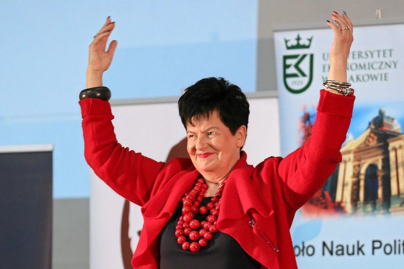 Episkopat grozi posłom wykluczeniem z Kościoła za in vitro. Senyszyn: Kto posłucha, powinien stracić mandat