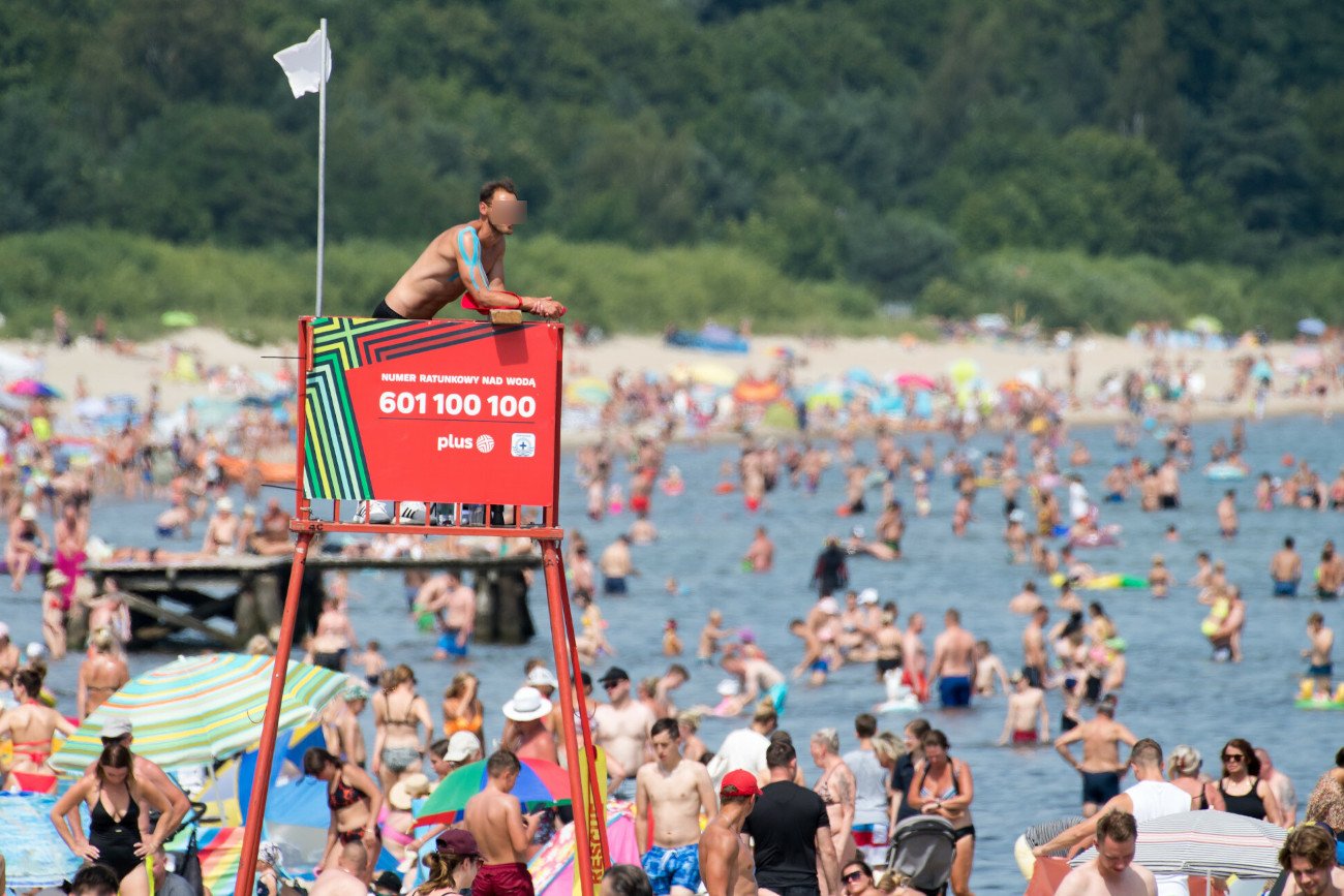 Jak Polacy zachowują się w wodzie? Jakie są najczęstsze przyczyny utonięć?