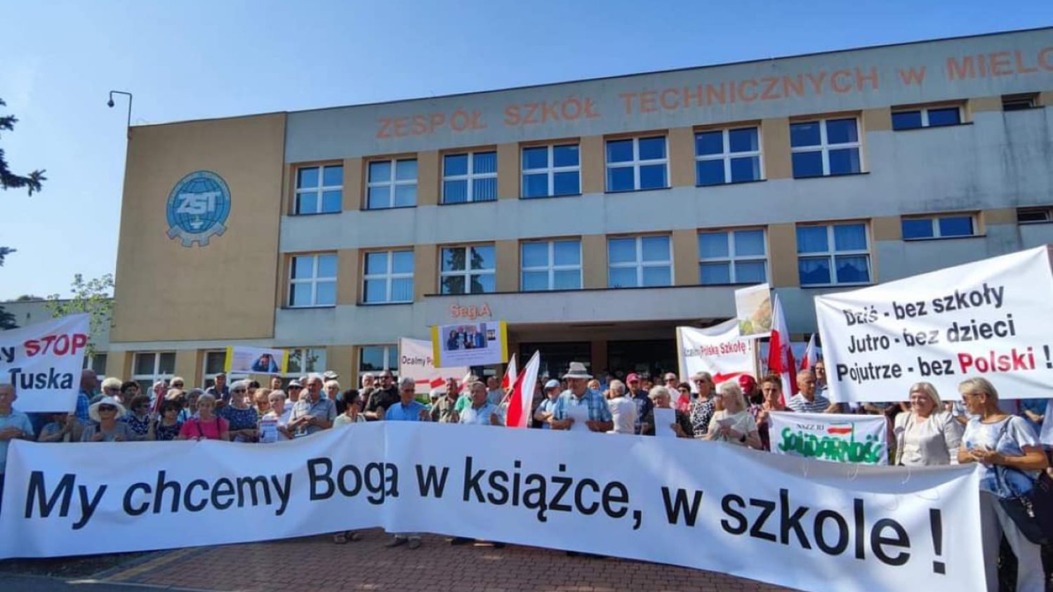 Miałem dwie godziny religii tygodniowo. Nie rozumiem, jak można protestować w obronie tych lekcji