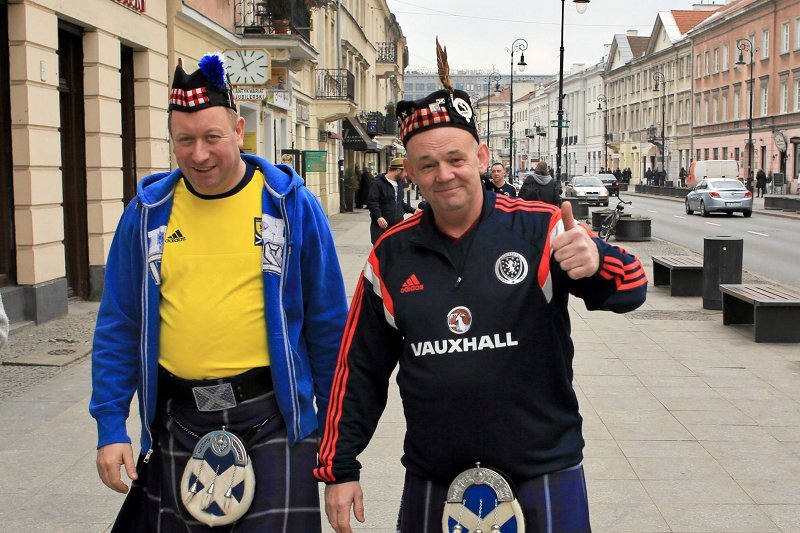 Czy ktoś inny niż Węgrzy mogą być bratankami Polaków? Szkoci pokazują kogo lubią!