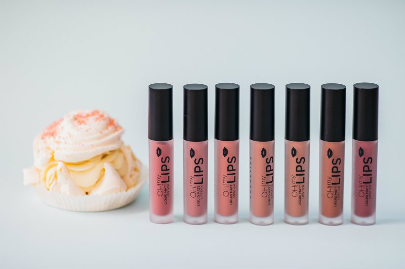 Matowe pomadki podbiły nasze serca. A co jeśli zaczną się nudzić? Mamy na to sposób.