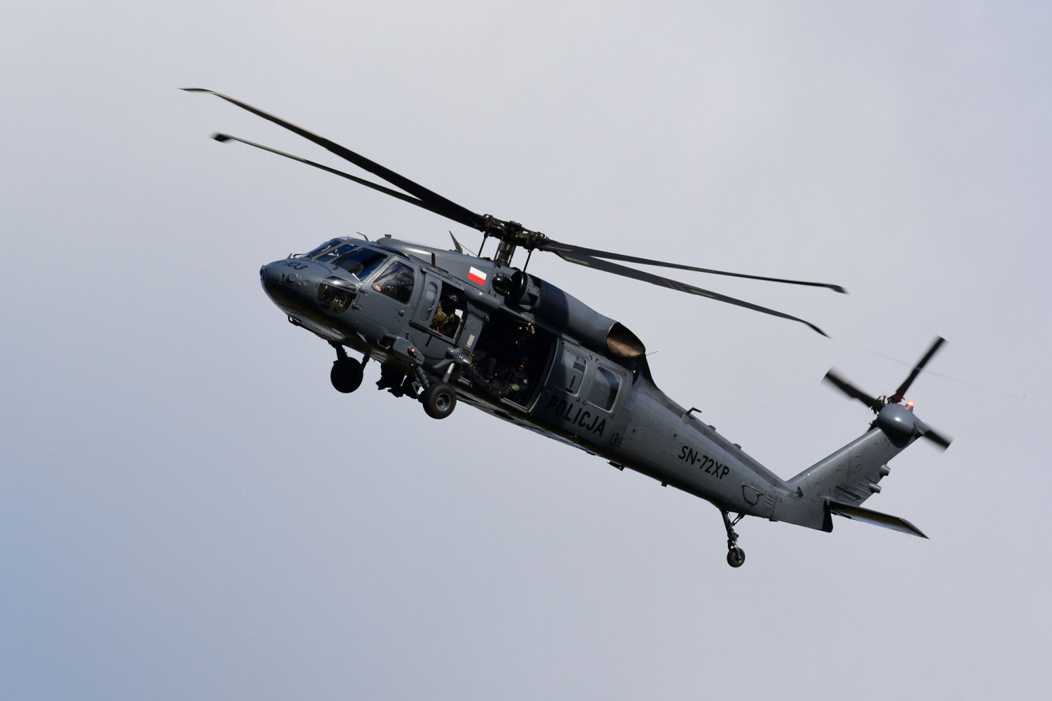 Policyjny Black Hawk - zdjęcie jest ilustracją do tekstu.