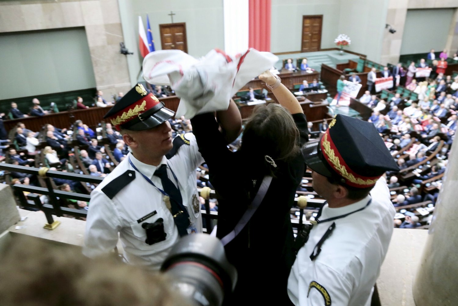 Klaudia Jachira i interwencja Straży Marszałkowskiej.