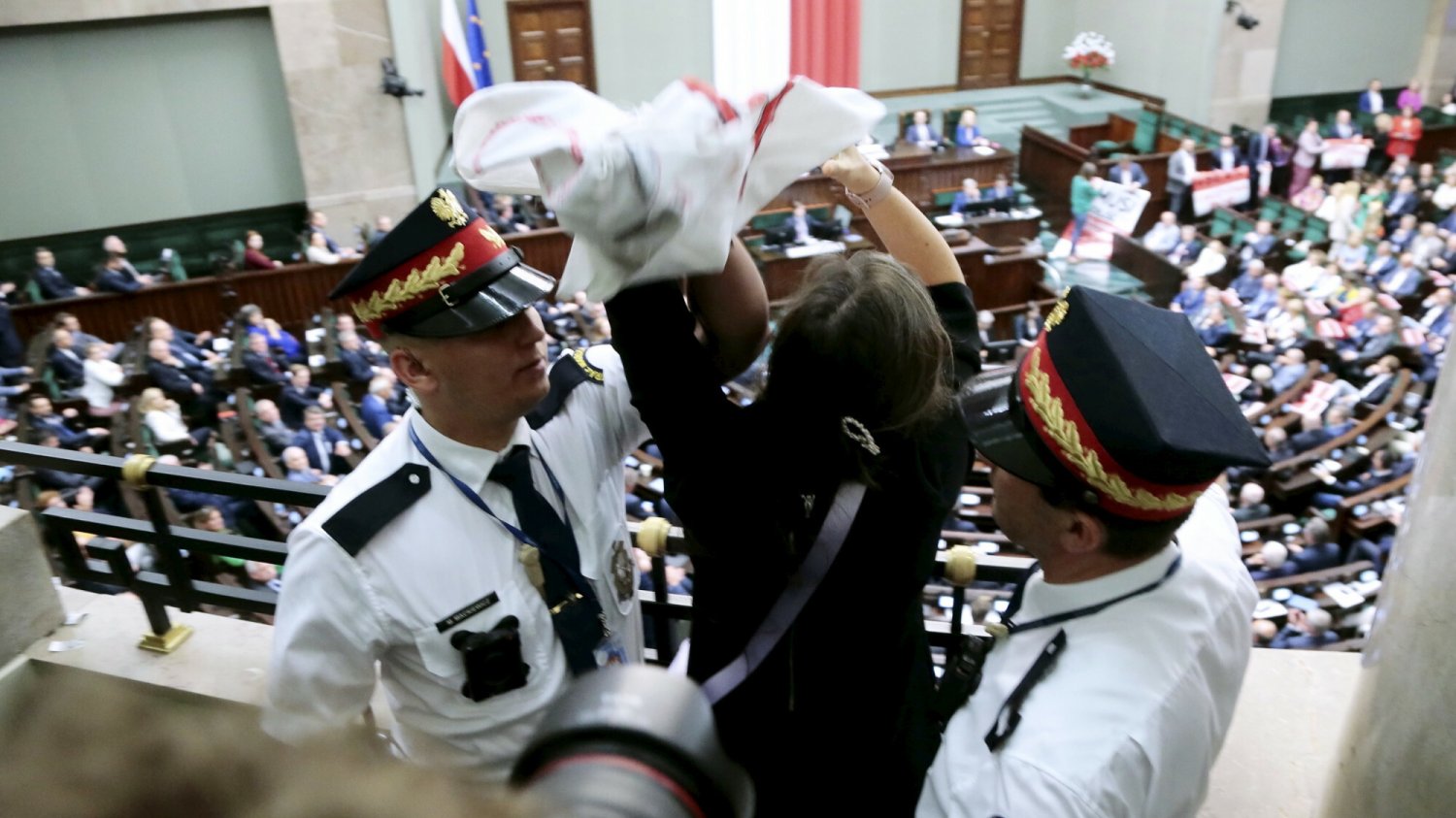 Klaudia Jachira i interwencja Straży Marszałkowskiej.