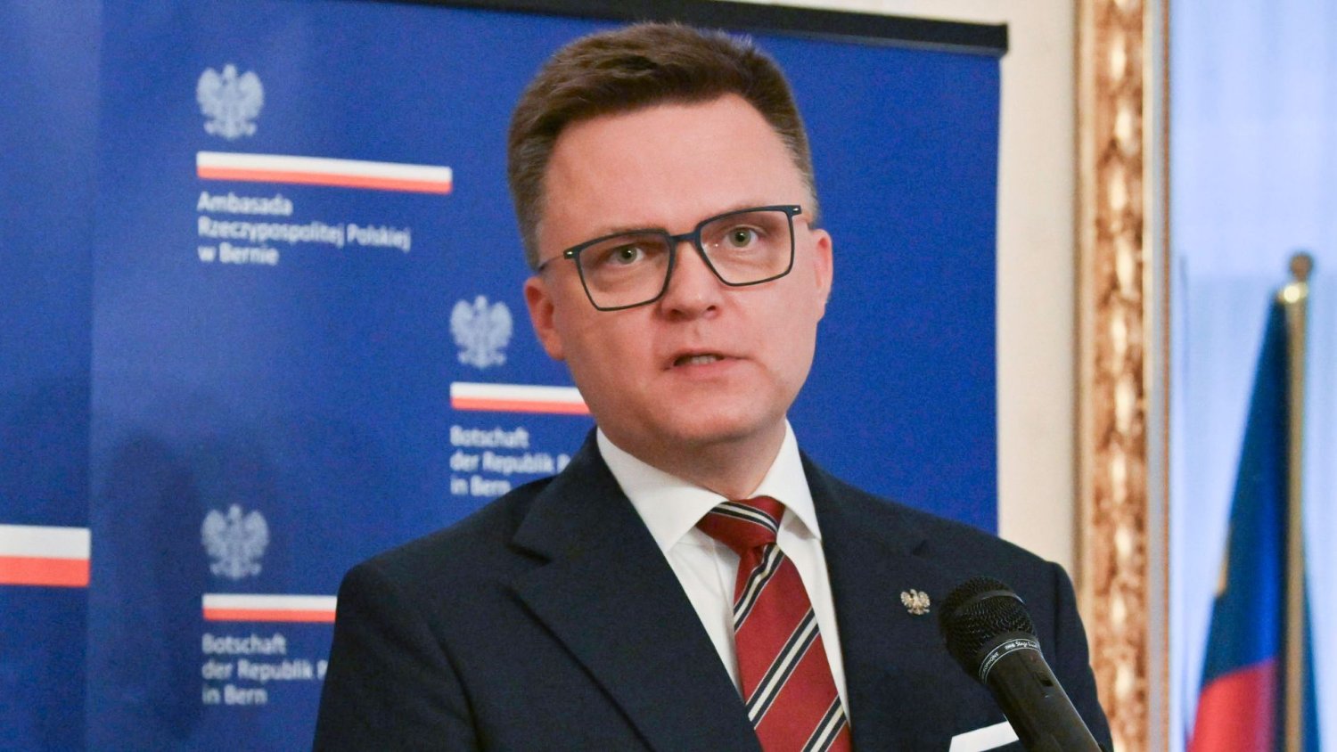 Szymon Hołownia może stracić immunitet. W tle afera ws. Collegium Humanum