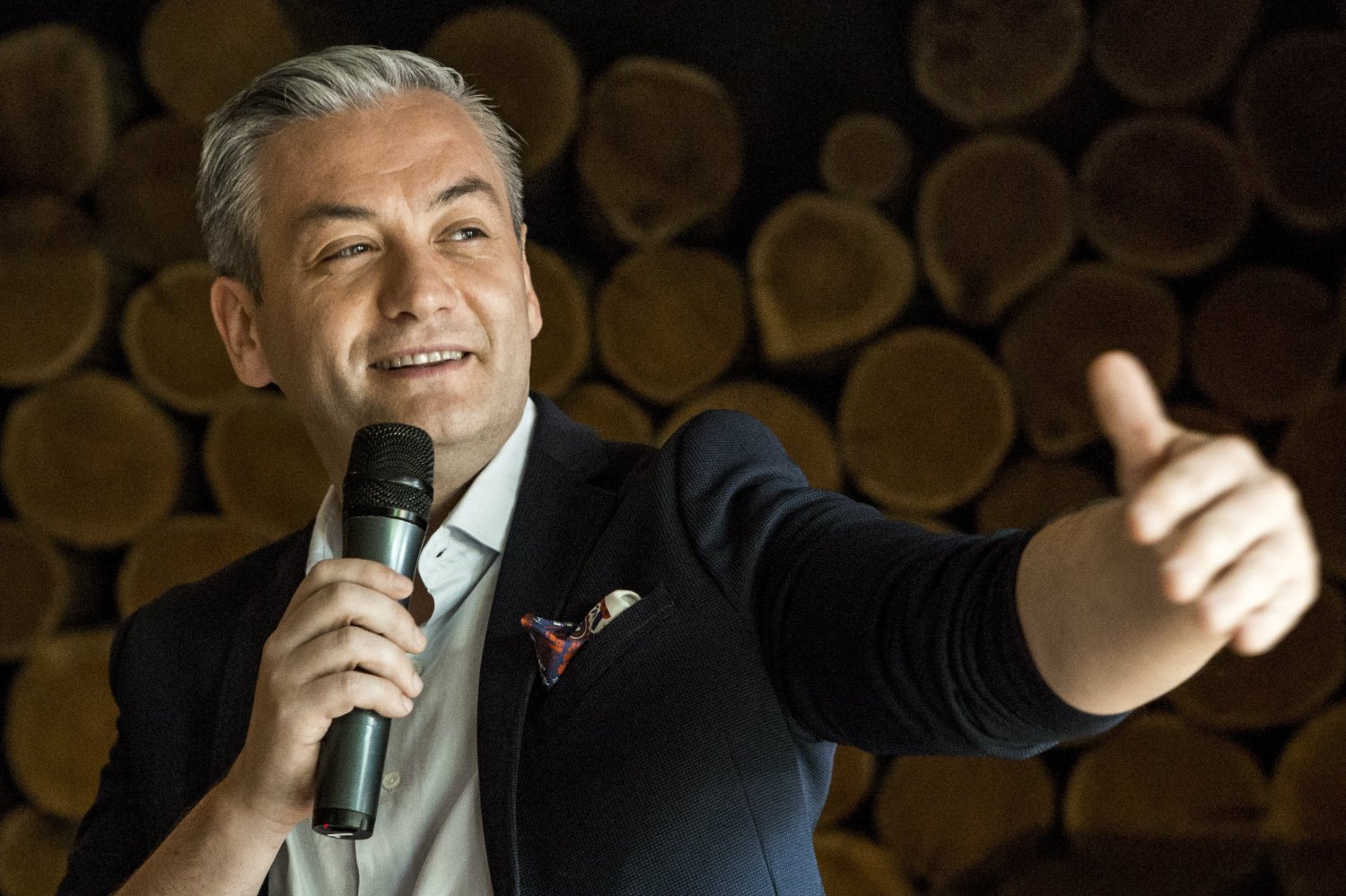 Robert Biedroń ma ambitne plany wyborcze, które sarkastycznie skomentował Roman Giertych.