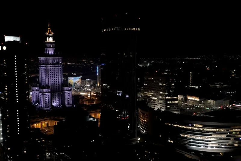 Centrum Warszawy na filmiku rzeczywiście prezentuje się imponująco.