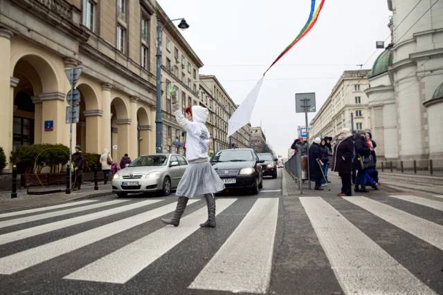 MAKSIMUM WYSIŁKU, MINIMUM EFEKTU, Plac Zbawiciela, Warszawa