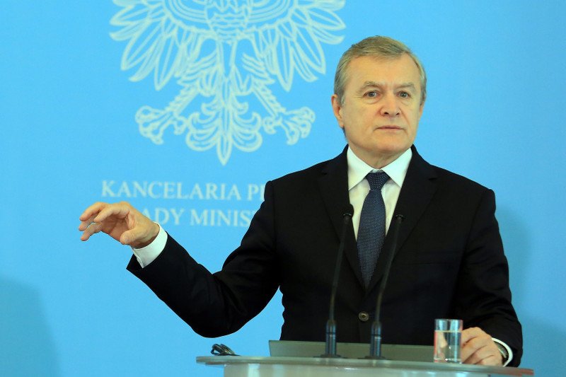 Premier z tabletu? Raczej... z "baletu". Prof. Gliński wyjawia, że nie był czerstwy i "miał power"