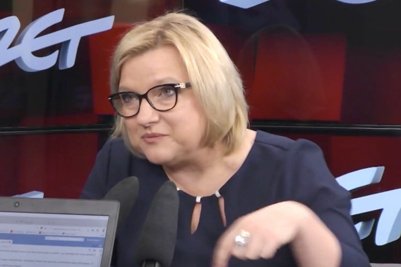 Beata Kempa u Konrada Piaseckiego w Radiu Zet butnie odpowiadała na pytania dot. premii w rządzie.