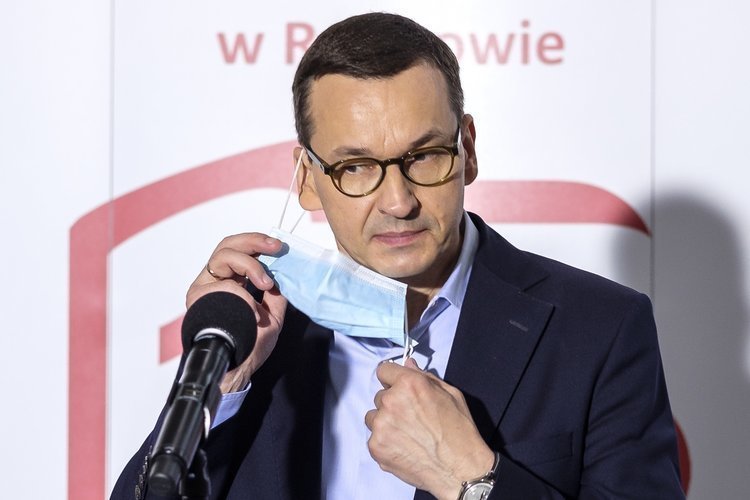 Mateusz Morawiecki wydał nową decyzję ws. szpitali w Warszawie. Chodzi o epidemię koronawirusa.