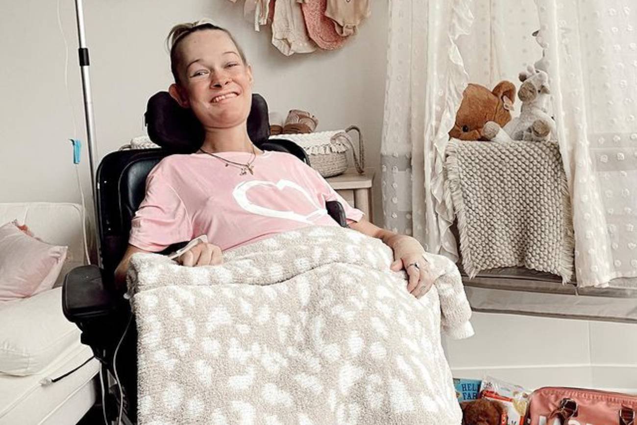Niepełnosprawna influecnerka zostanie mamą. Internauci atakują ją za egoizm