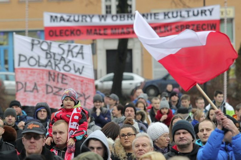 Mieszkańcy mówią, że za nic nie zgodzą się na uchodźców z Syrii w swoim mieście.